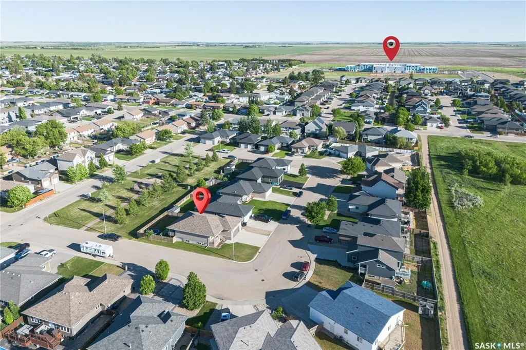 27 Belmont Crescent Moose Jaw SK S6K 1C5