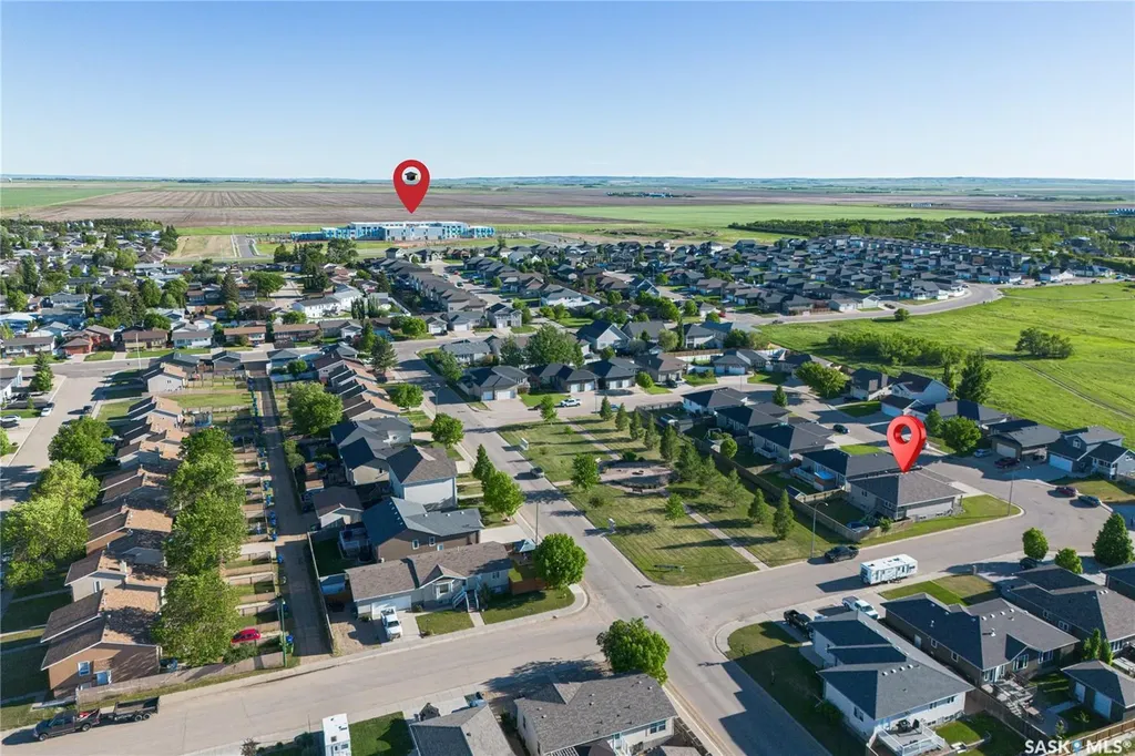 27 Belmont Crescent Moose Jaw SK S6K 1C5