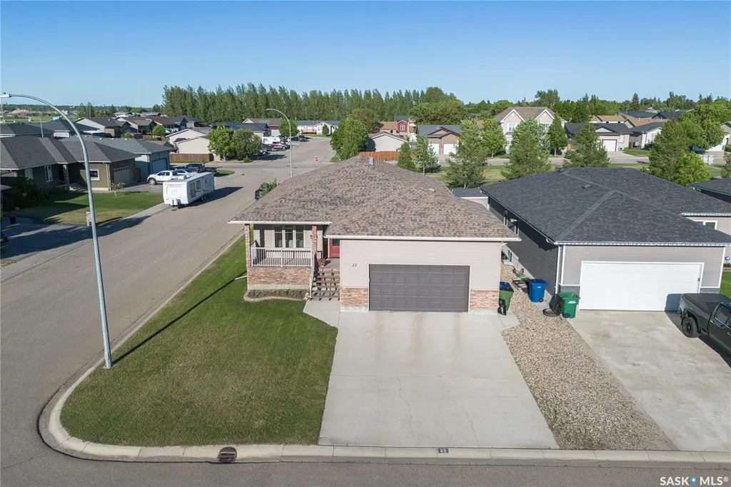 27 Belmont Crescent Moose Jaw SK S6K 1C5