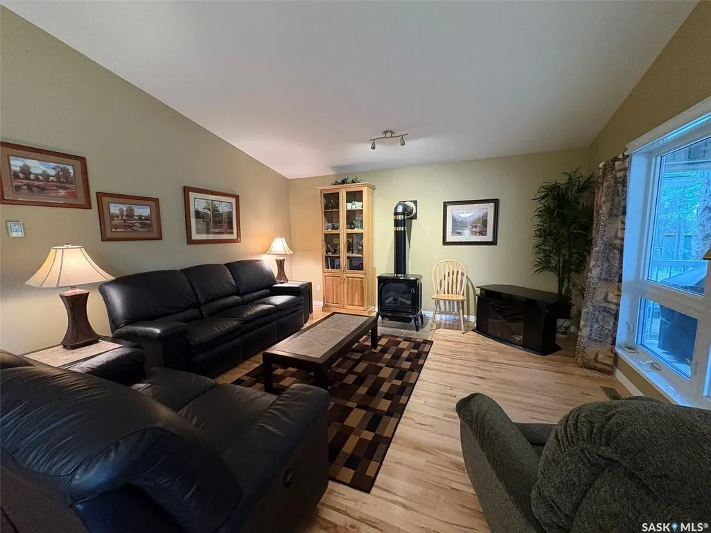 8 Laurjan Drive Turtle View SK S0M 1J0