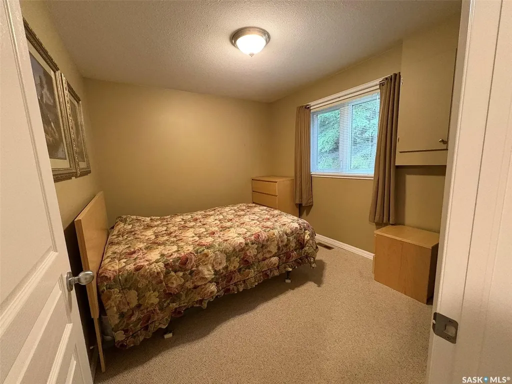 8 Laurjan Drive Turtle View SK S0M 1J0