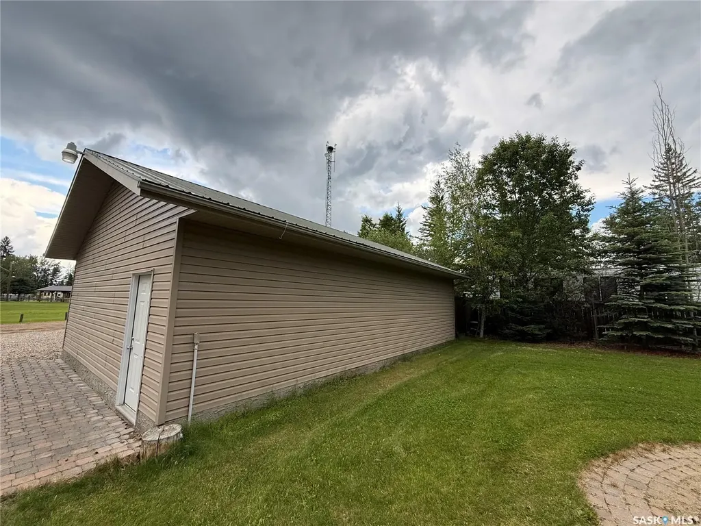 8 Laurjan Drive Turtle View SK S0M 1J0