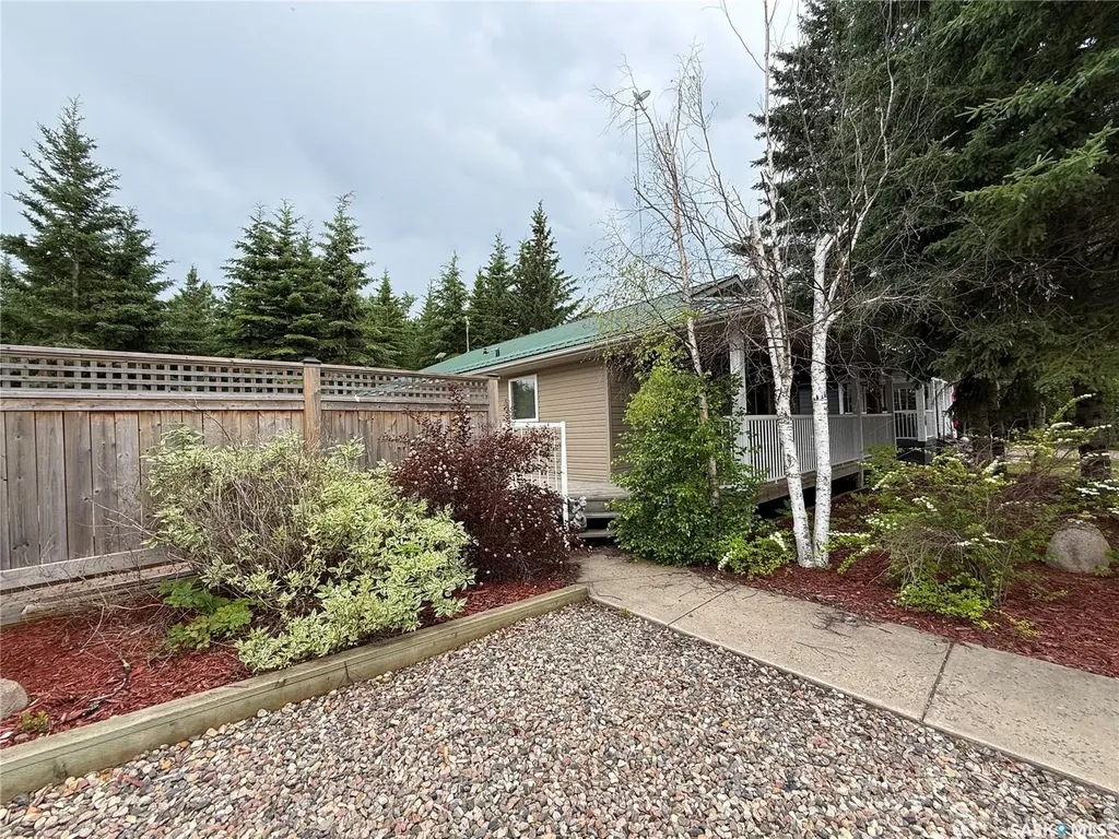 8 Laurjan Drive Turtle View SK S0M 1J0