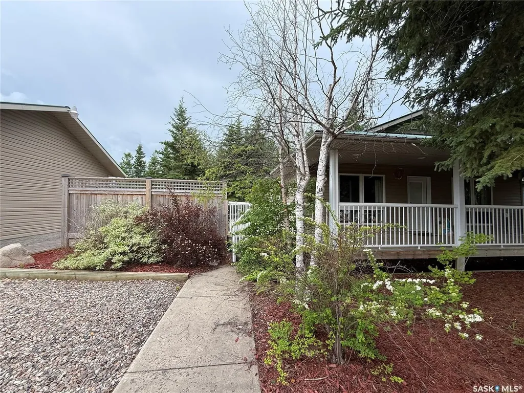 8 Laurjan Drive Turtle View SK S0M 1J0