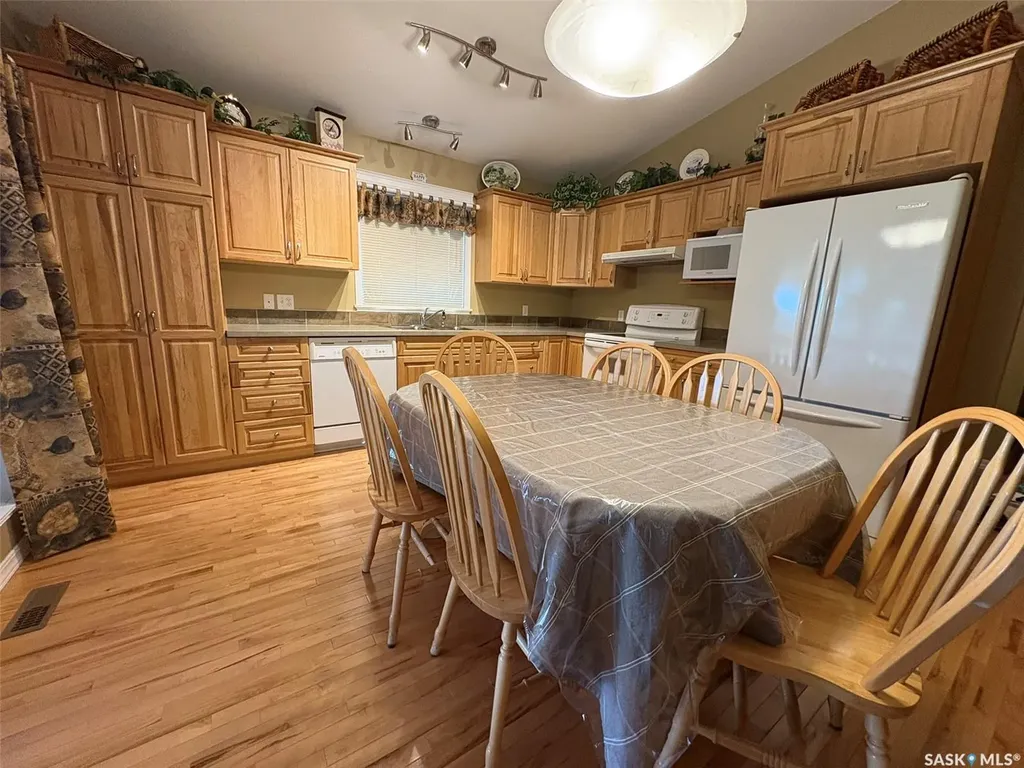 8 Laurjan Drive Turtle View SK S0M 1J0