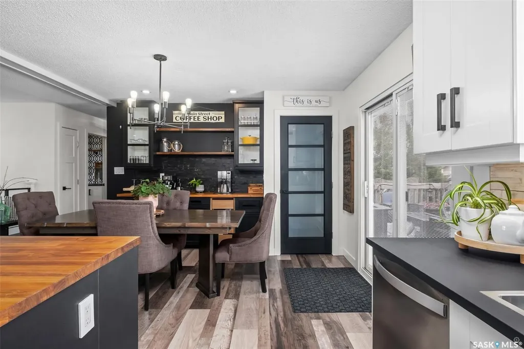 934 King Place Prince Albert SK S6V 6K8