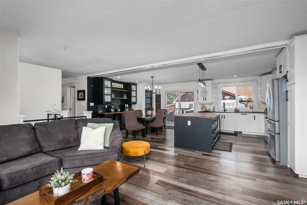 934 King Place Prince Albert SK S6V 6K8