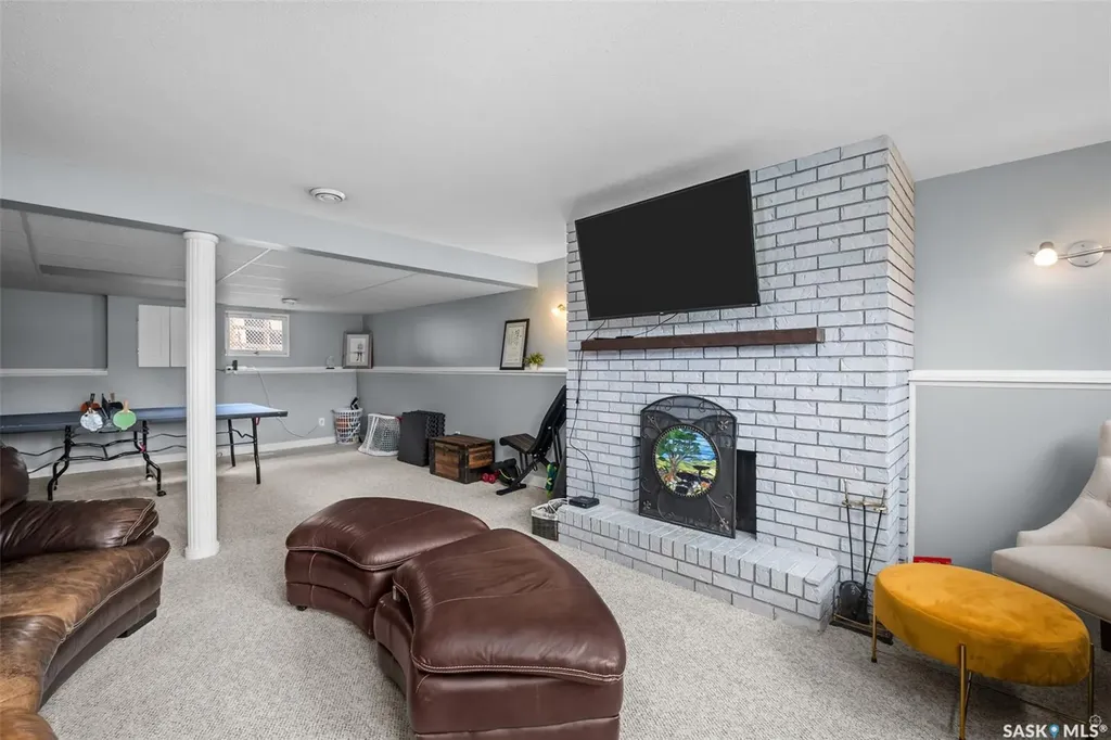 934 King Place Prince Albert SK S6V 6K8