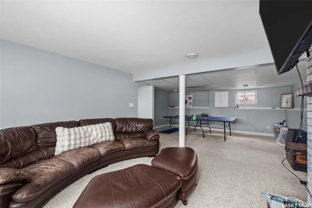 934 King Place Prince Albert SK S6V 6K8
