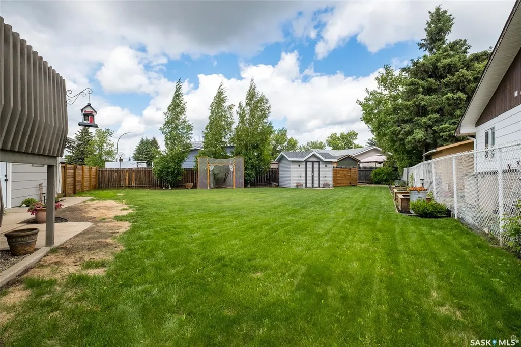 934 King Place Prince Albert SK S6V 6K8
