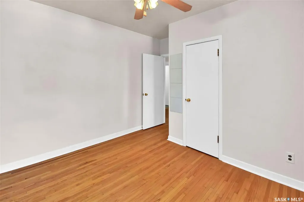 1401 Cumberland Avenue S Saskatoon SK S7H 2L9