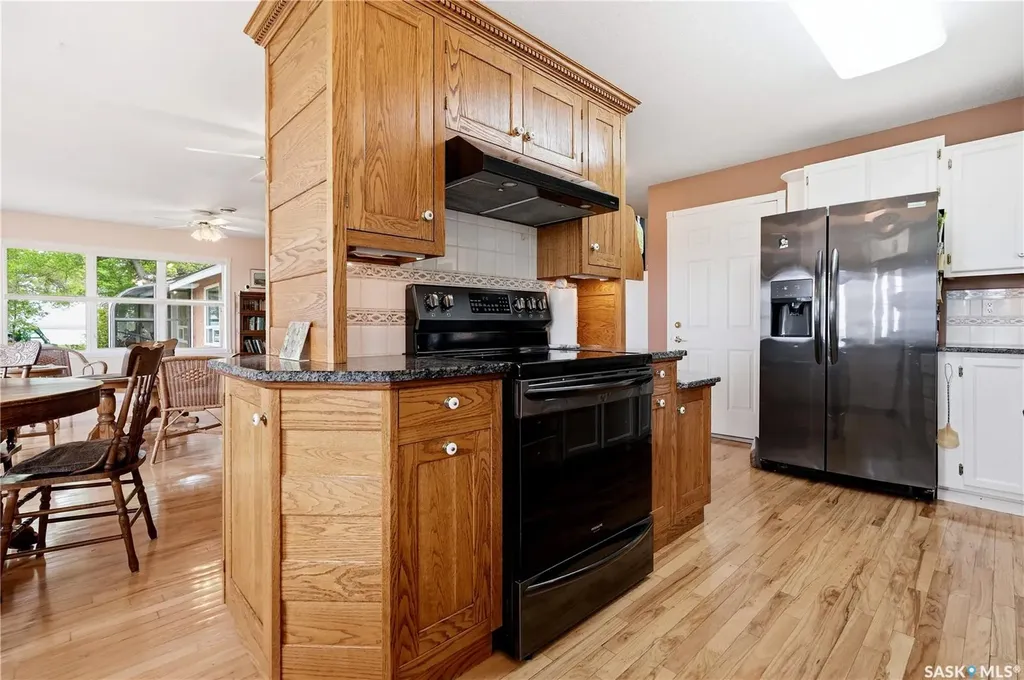 21 Pelican Street W Wood River Rm No. 74 SK S0H 2K0