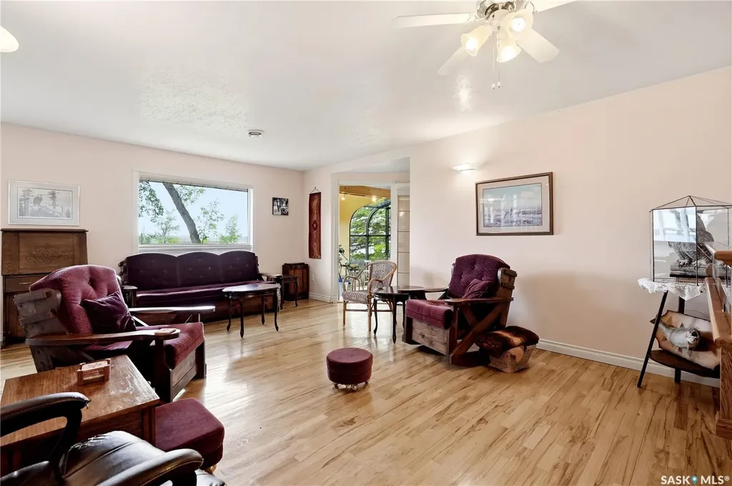 21 Pelican Street W Wood River Rm No. 74 SK S0H 2K0