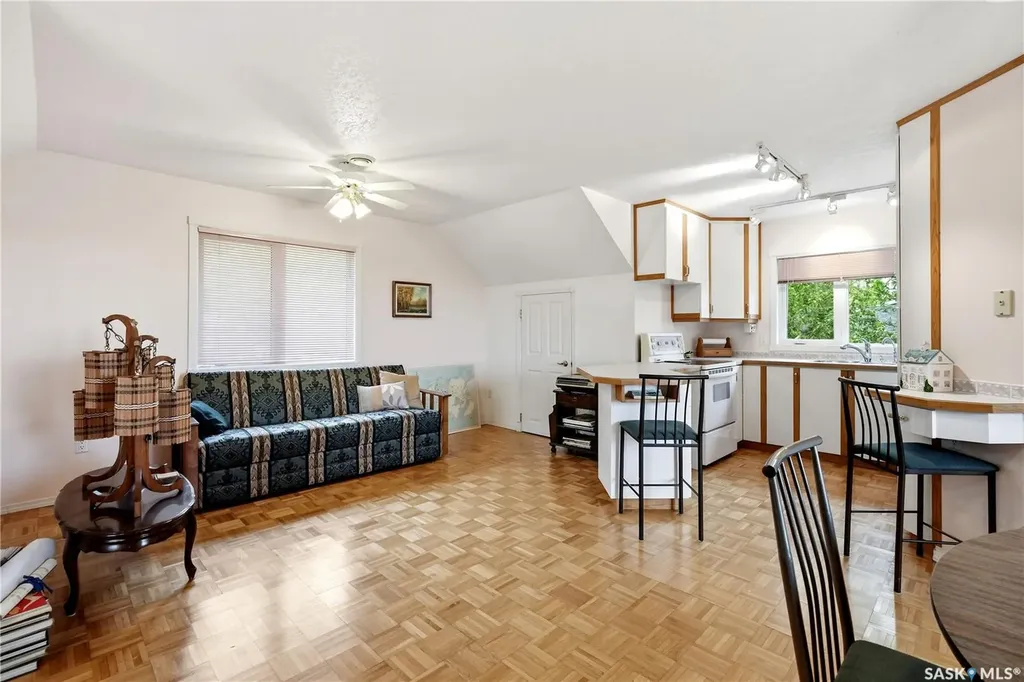 21 Pelican Street W Wood River Rm No. 74 SK S0H 2K0