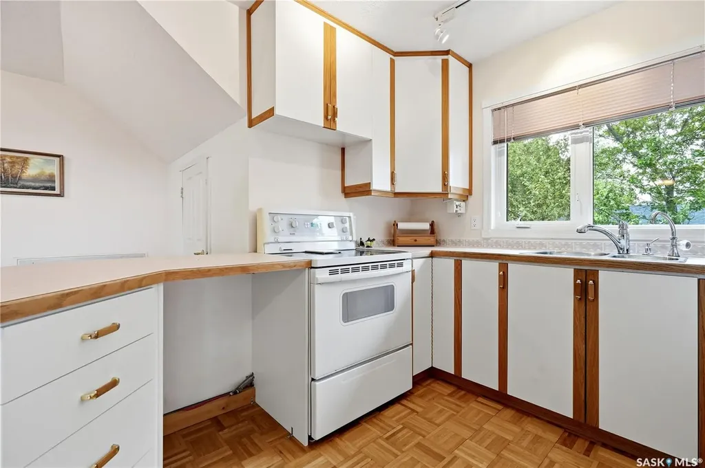 21 Pelican Street W Wood River Rm No. 74 SK S0H 2K0