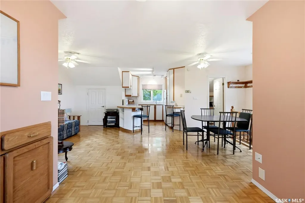 21 Pelican Street W Wood River Rm No. 74 SK S0H 2K0