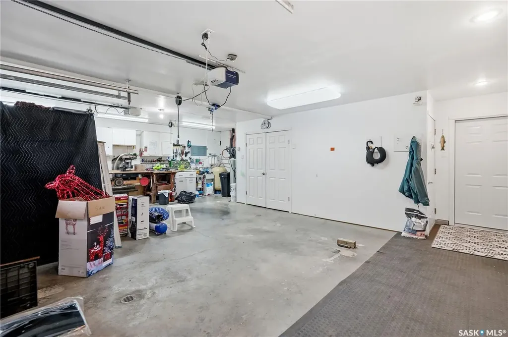 21 Pelican Street W Wood River Rm No. 74 SK S0H 2K0