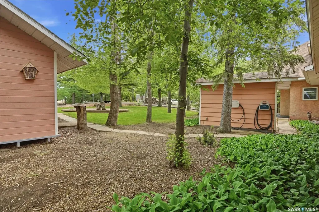 21 Pelican Street W Wood River Rm No. 74 SK S0H 2K0