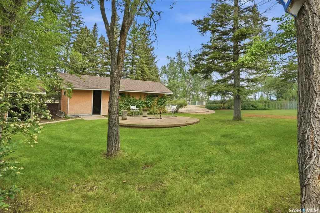21 Pelican Street W Wood River Rm No. 74 SK S0H 2K0
