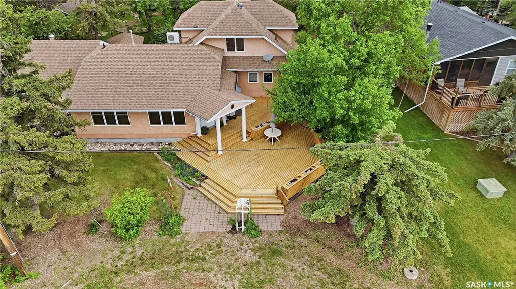 21 Pelican Street W Wood River Rm No. 74 SK S0H 2K0