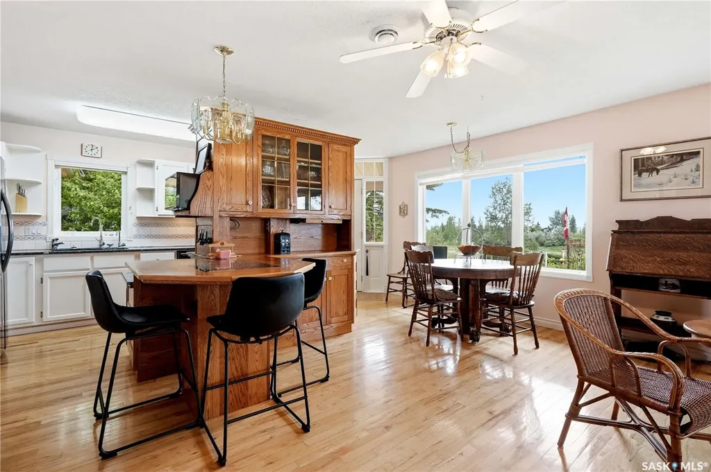21 Pelican Street W Wood River Rm No. 74 SK S0H 2K0