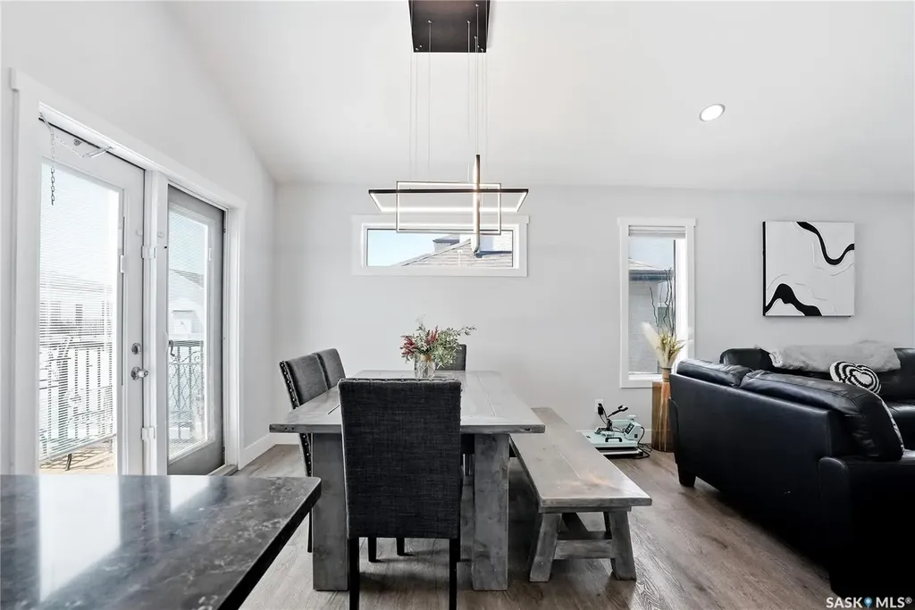 172 Thakur Street Saskatoon SK S7W 1C4