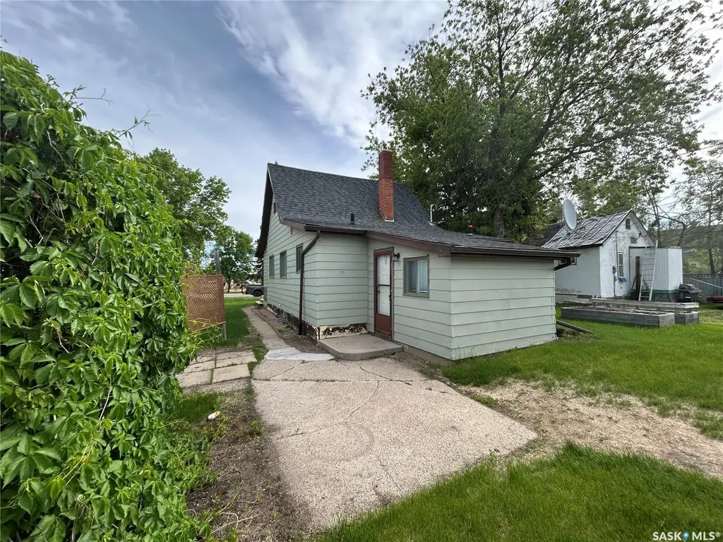 1010 96th Avenue W Tisdale SK S0E 1T0