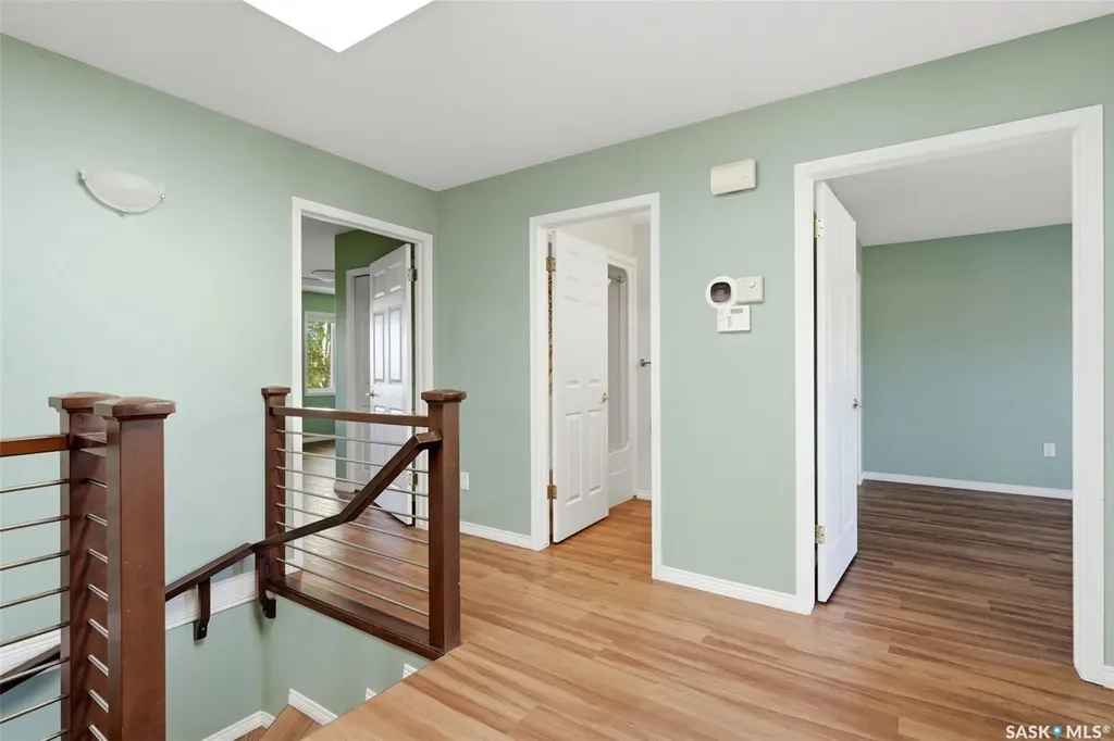 3407 Bishop Crescent E Regina SK S4Z 1A1