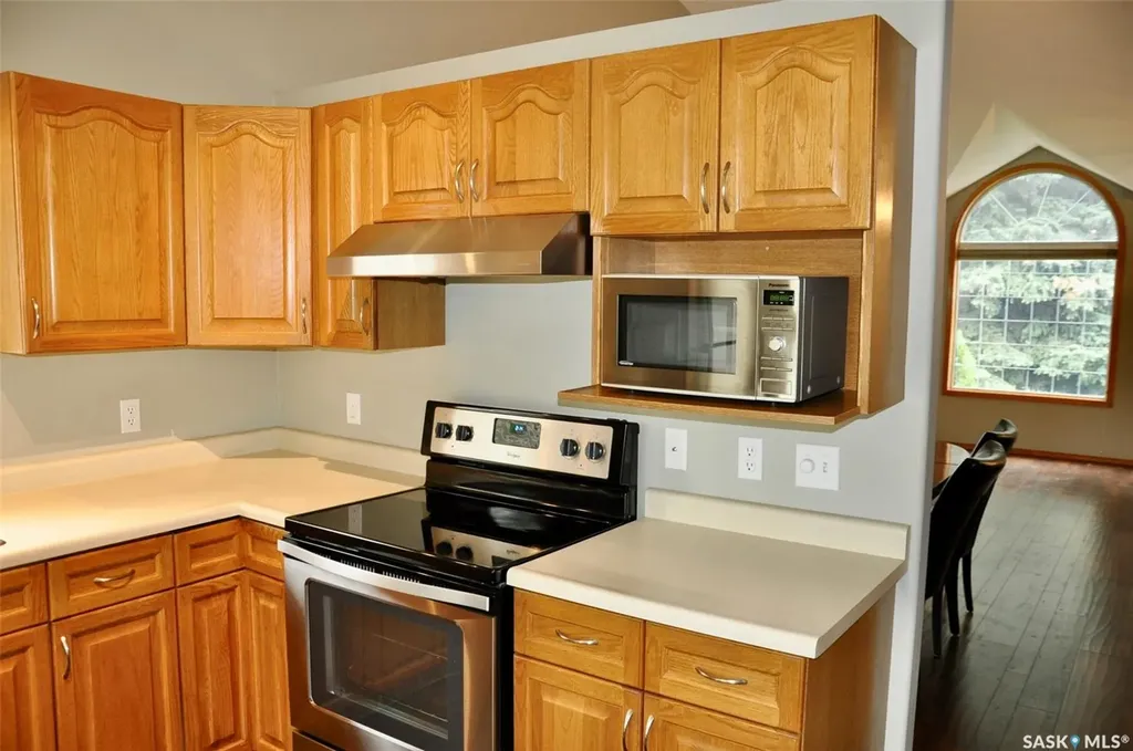 215 Berini Drive Saskatoon SK S7H 4L4