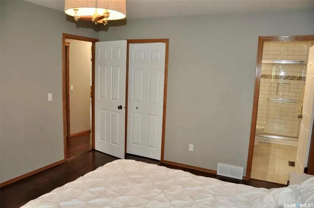 215 Berini Drive Saskatoon SK S7H 4L4