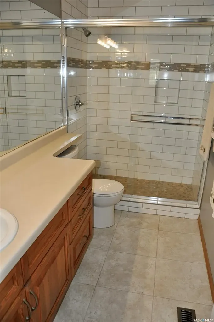 215 Berini Drive Saskatoon SK S7H 4L4