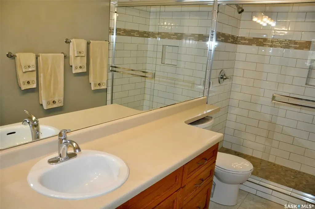 215 Berini Drive Saskatoon SK S7H 4L4