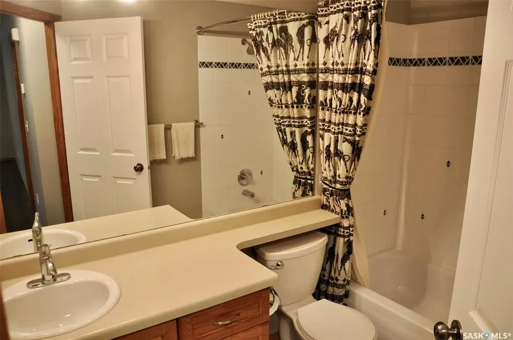 215 Berini Drive Saskatoon SK S7H 4L4