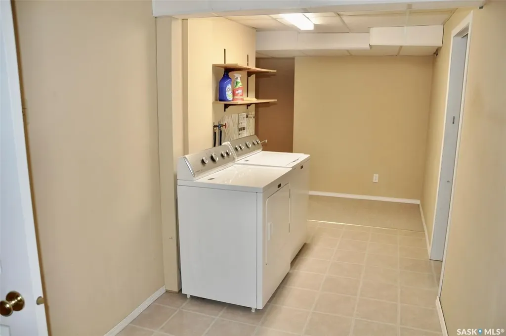 215 Berini Drive Saskatoon SK S7H 4L4