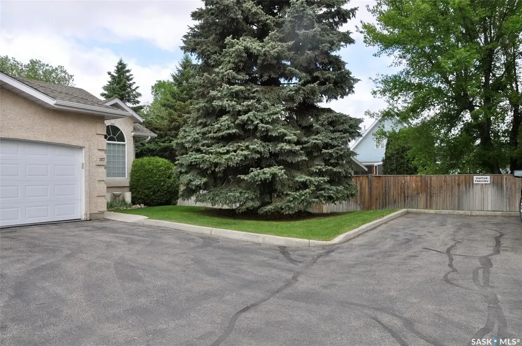 215 Berini Drive Saskatoon SK S7H 4L4