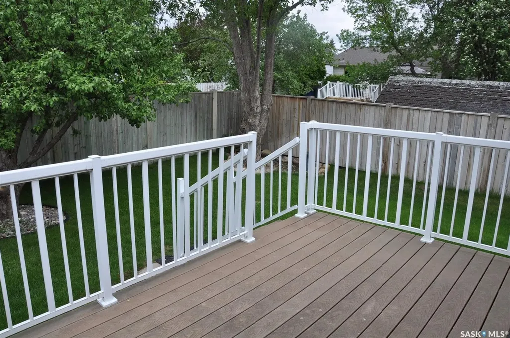 215 Berini Drive Saskatoon SK S7H 4L4
