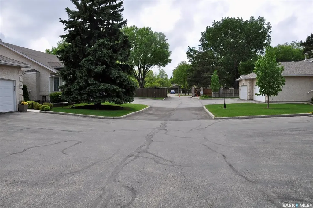 215 Berini Drive Saskatoon SK S7H 4L4