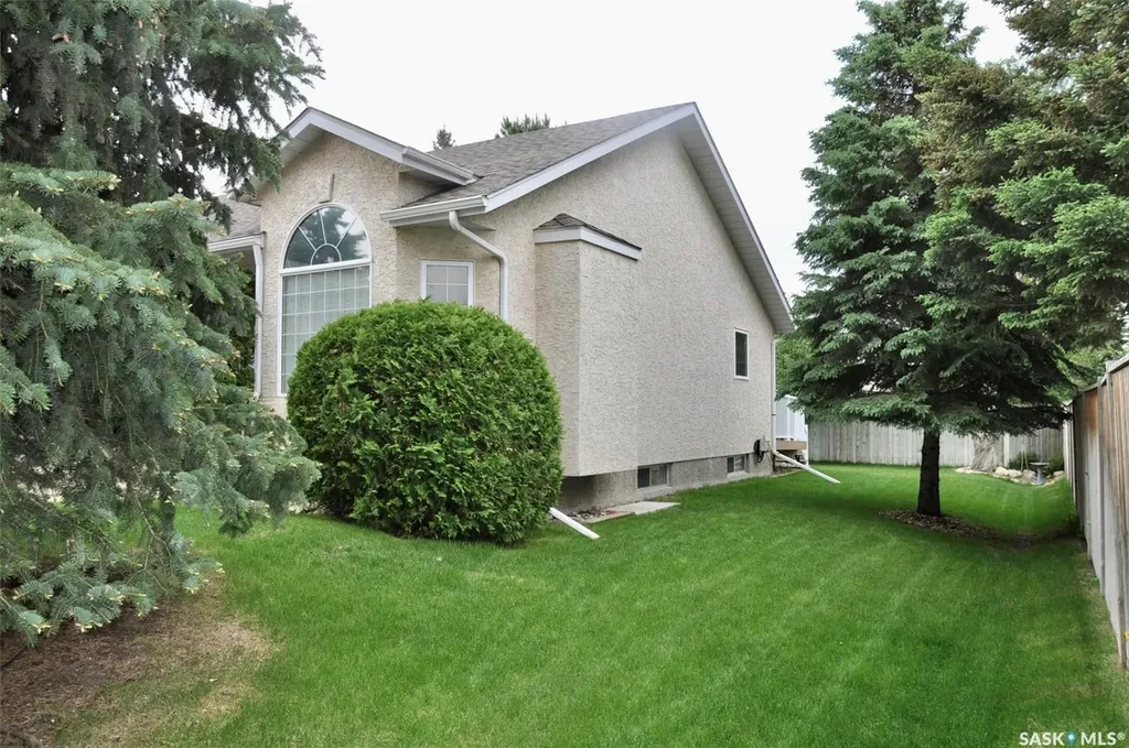215 Berini Drive Saskatoon SK S7H 4L4