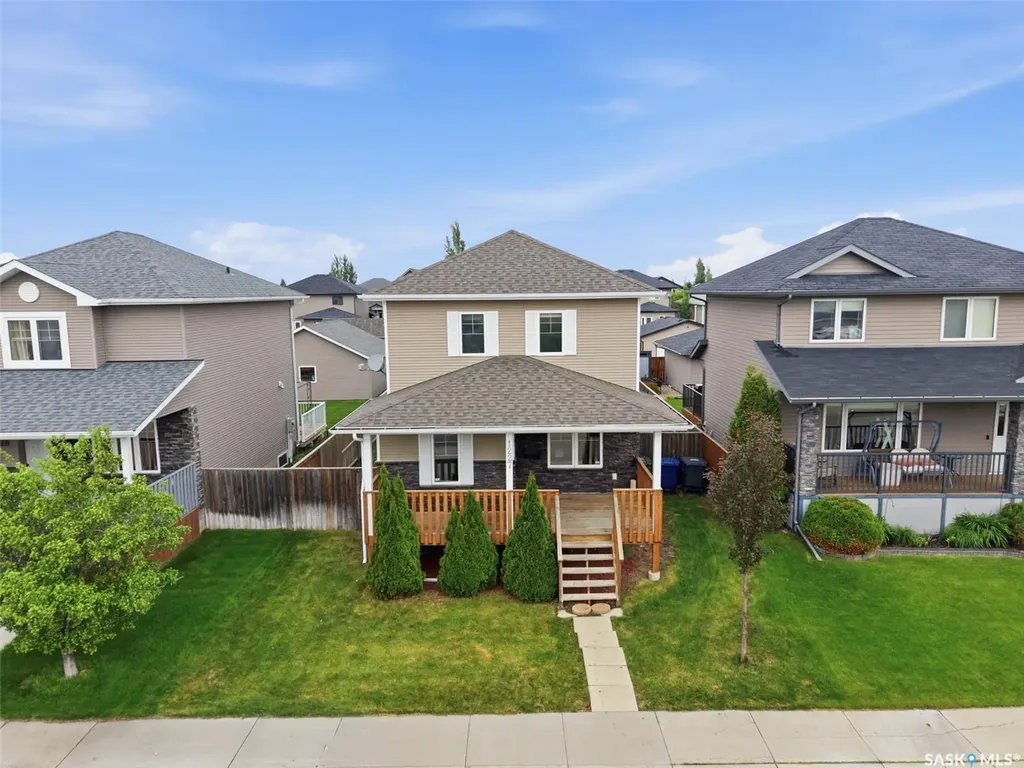 1227 Willowgrove Court Saskatoon SK S7W 0A8