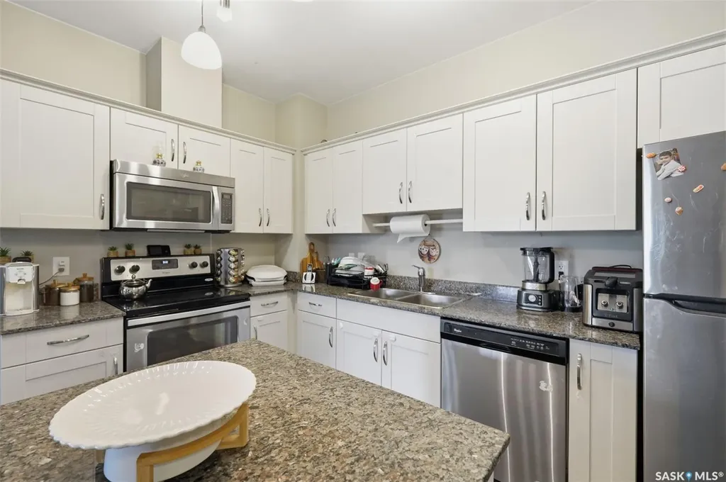 702 Hart Road Saskatoon SK S7M 4P4