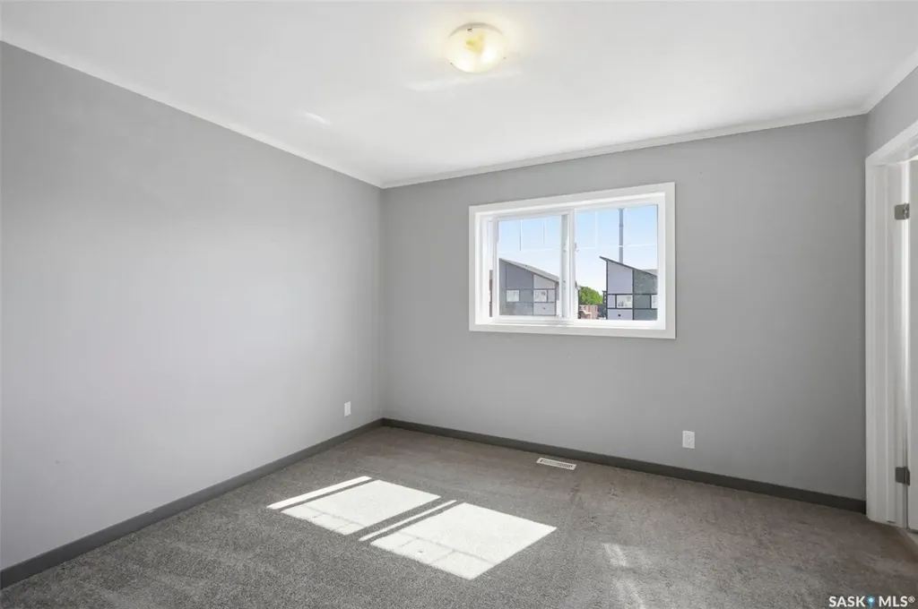 522 Cornish Road Saskatoon SK S7T 0Z4