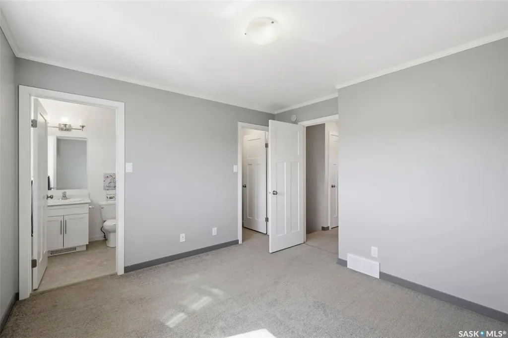 522 Cornish Road Saskatoon SK S7T 0Z4