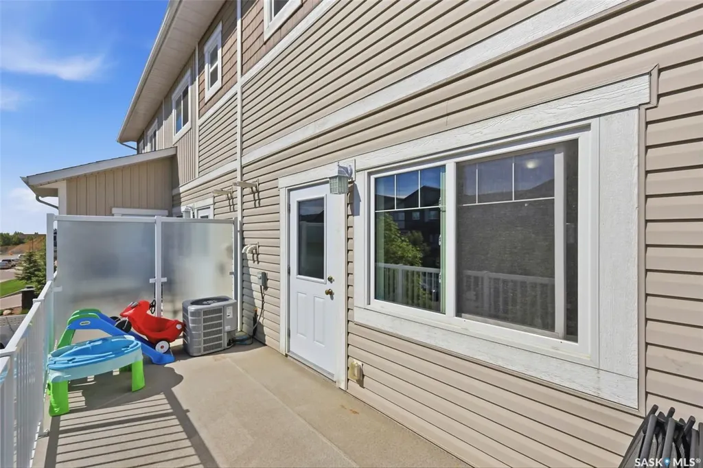 522 Cornish Road Saskatoon SK S7T 0Z4