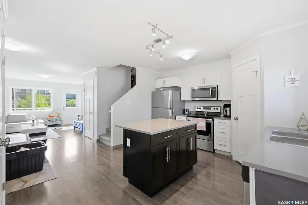 522 Cornish Road Saskatoon SK S7T 0Z4