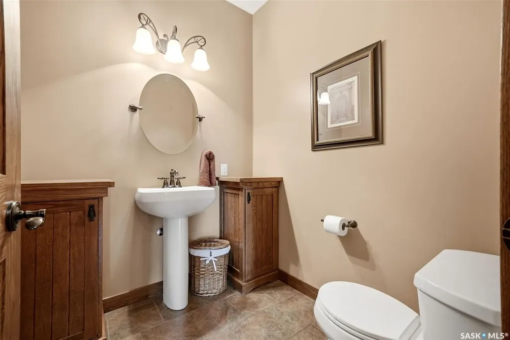 12043 Wascana Heights Regina SK S4V 3E2
