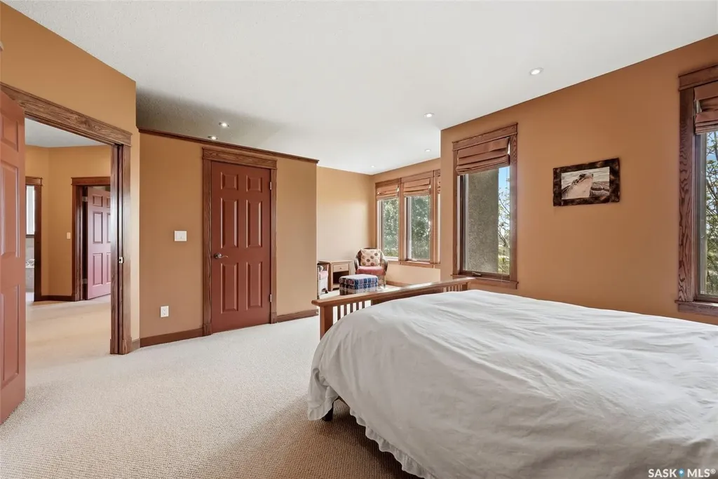 12043 Wascana Heights Regina SK S4V 3E2