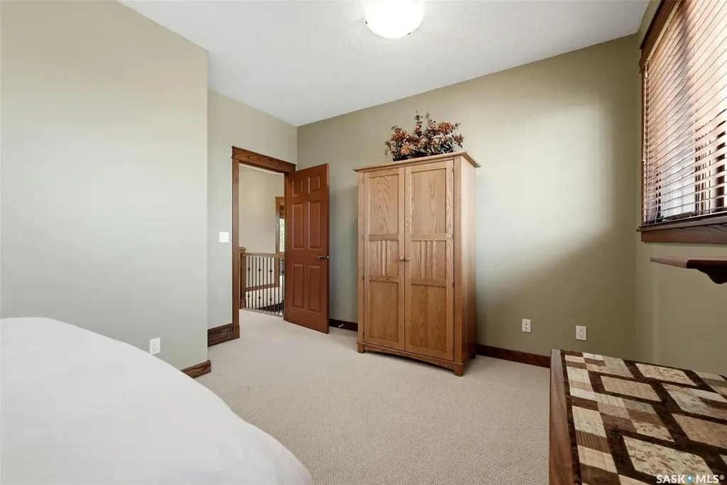 12043 Wascana Heights Regina SK S4V 3E2