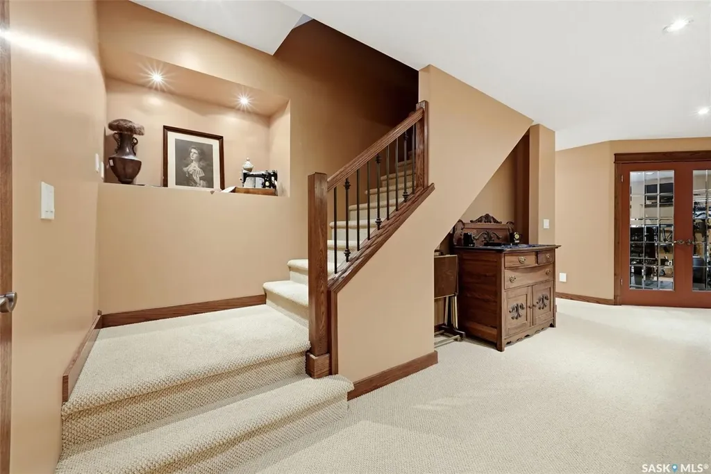 12043 Wascana Heights Regina SK S4V 3E2