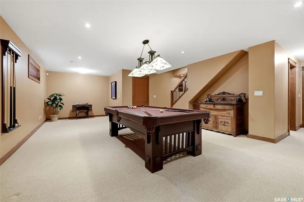 12043 Wascana Heights Regina SK S4V 3E2