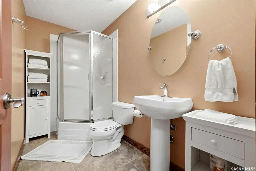 12043 Wascana Heights Regina SK S4V 3E2